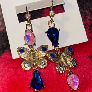 Betsey Johnson NWT dangling butterfly earrings.